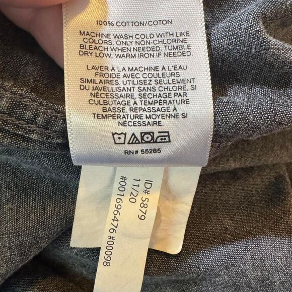 Express Men’s Grey Denim/Chambray Button-up Short Sleeve Shirt Size Medium - Picture 5 of 5